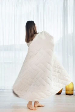 Pearl 5 Kg Verzwaringsdeken 150x210 Cm, Wit -Beddengoed Korting cura of sweden pearl verzwaringsdeken 150x210 cm wit 32