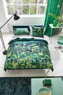 Arjuna Leaf Bed Set, 220x220 Cm -Beddengoed Korting designers guild arjuna leaf bed set 11 1