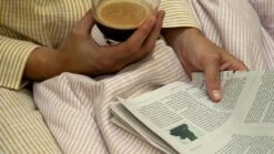 Juna Monochrome Lines Dekbedset 150x210 + 50x60 Cm, Roze -Beddengoed Korting juna monochrome lines dekbedovertrekset ochre wit 4 3